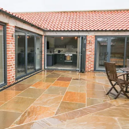 Owl View * Scarborough