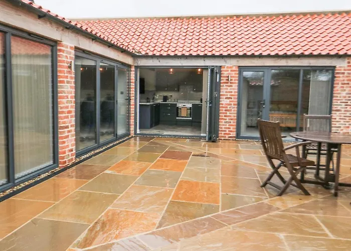 Owl View * Scarborough